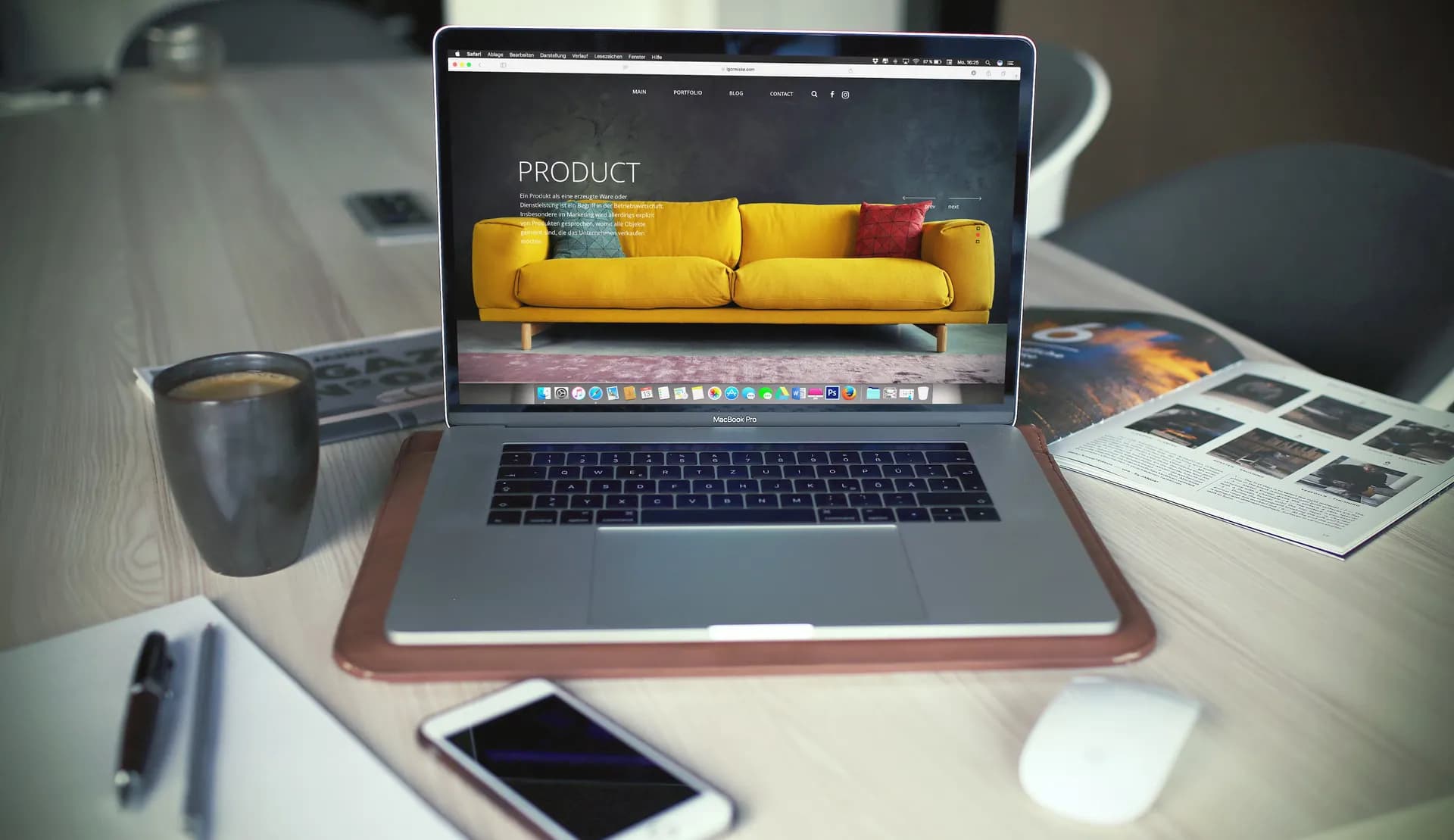 Sites e landing pages - Design moderno de interface web em laptop